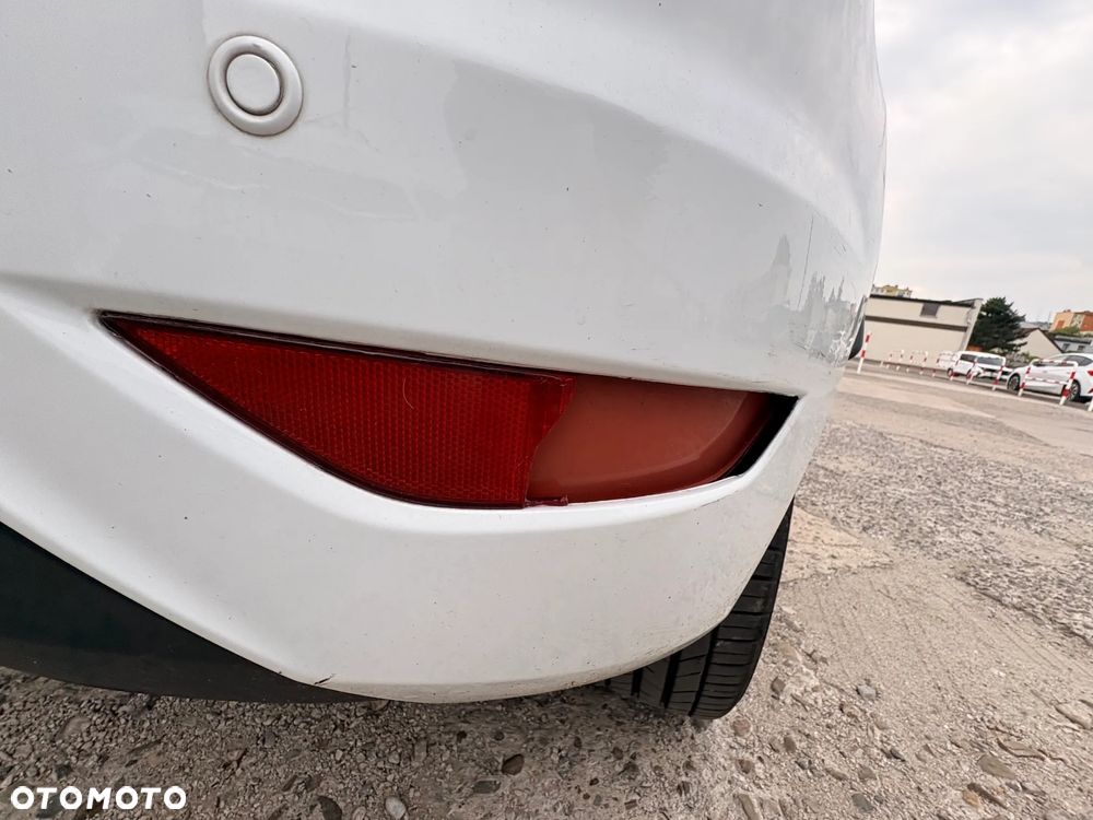 Ford Fiesta 1.0 Trend EU6 - 12