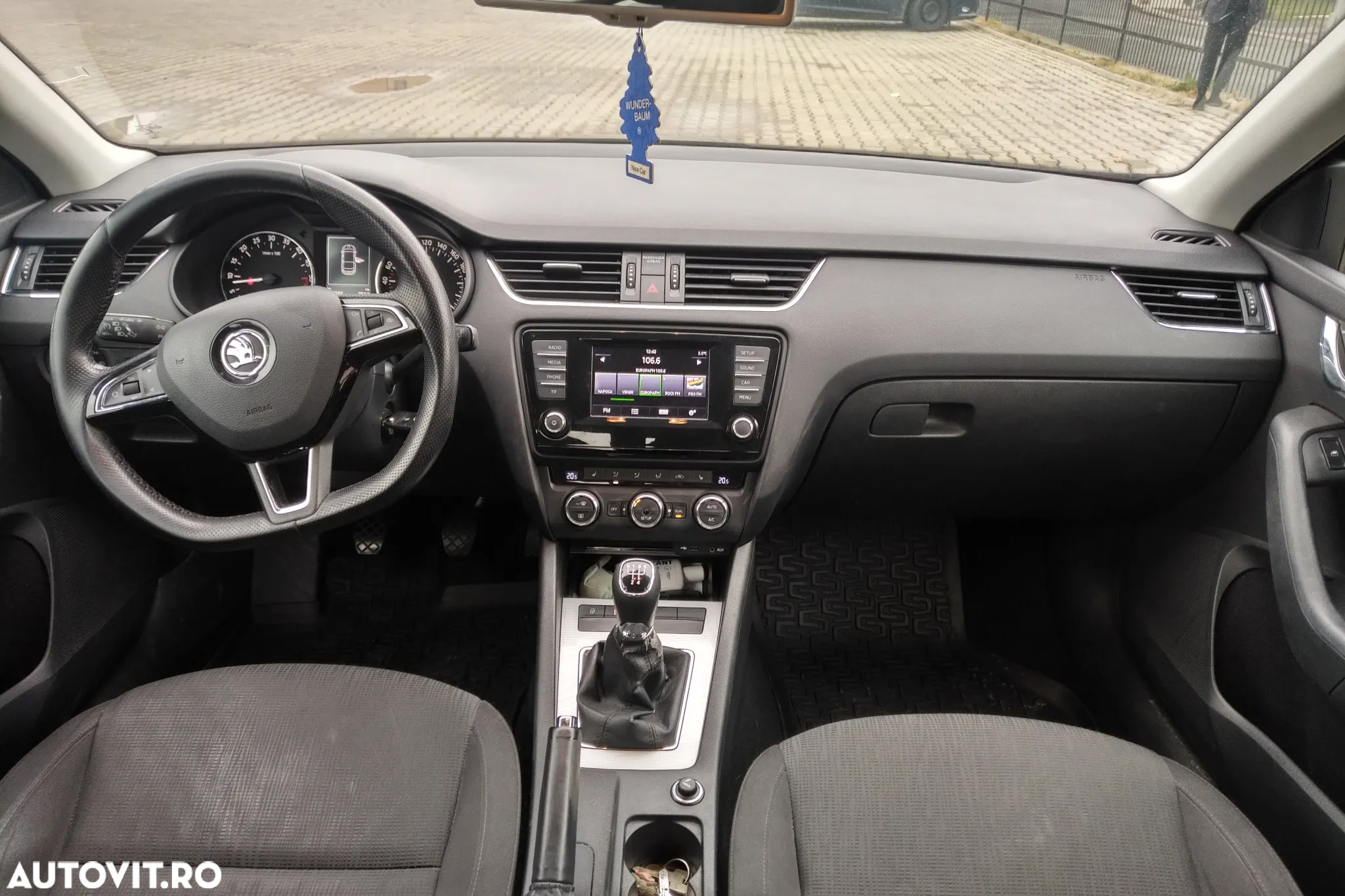 Skoda Octavia 1.6 TDI AMBITION - 5