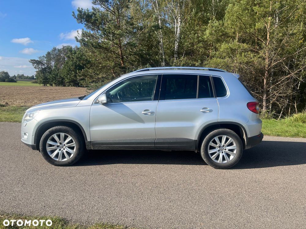 Volkswagen Tiguan - 8