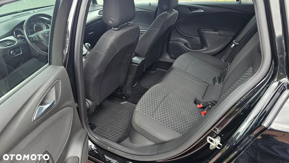 Opel Astra IV 1.6 CDTI Sport - 16