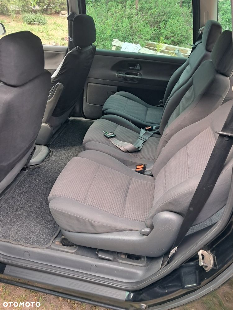 Volkswagen Sharan - 7