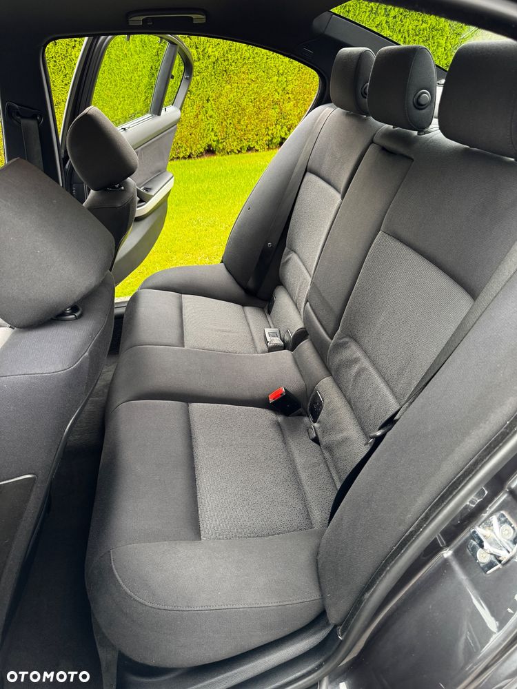 BMW Seria 3 - 15