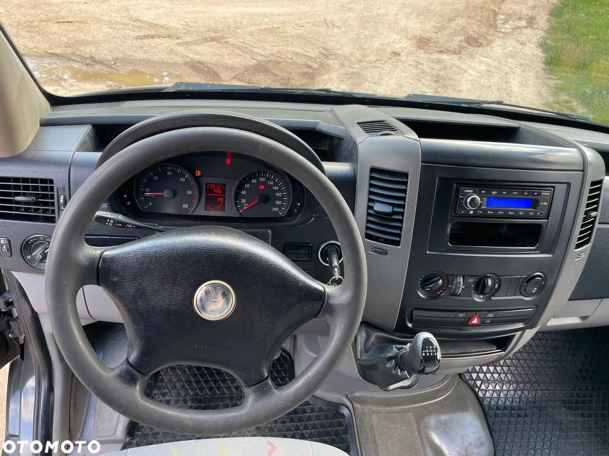 Volkswagen Crafter - 12
