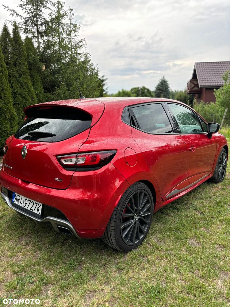 Renault Clio 1.6 R.S 200 EDC - 11