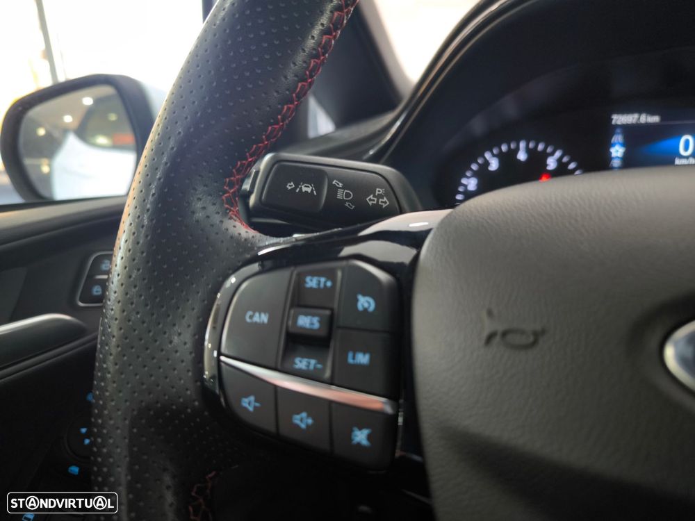 Ford Fiesta 1.0 EcoBoost ST-Line - 17