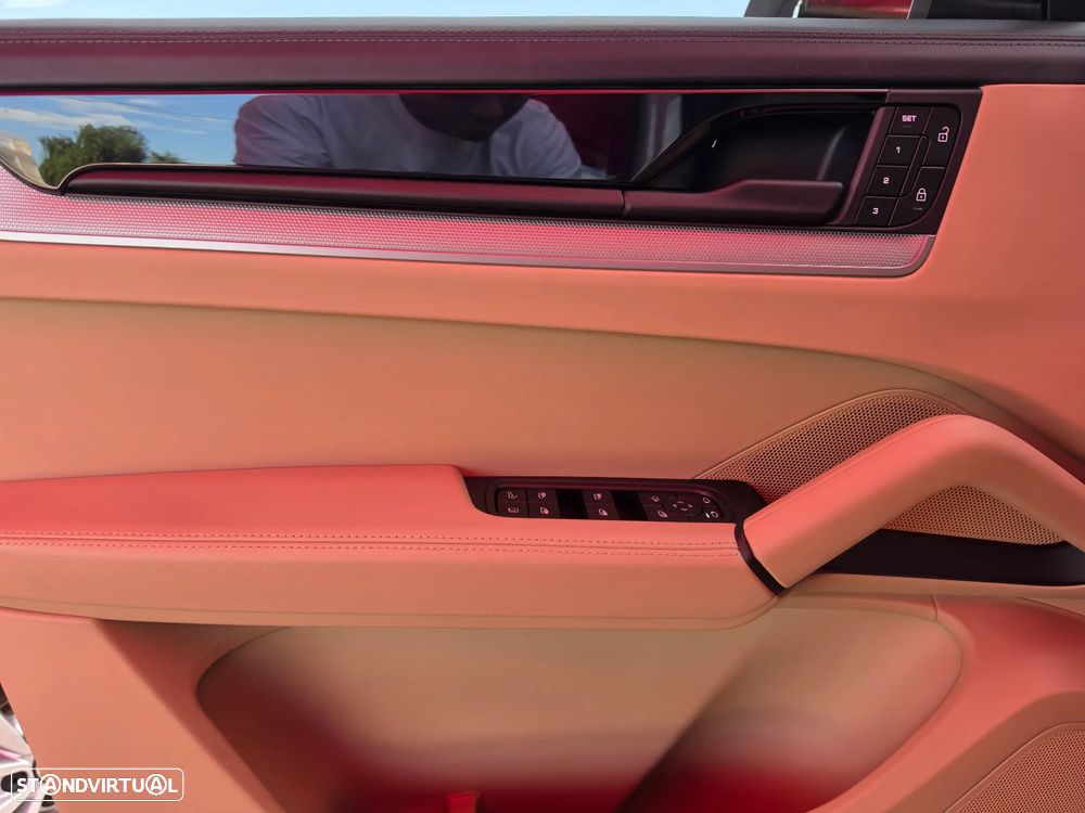 Porsche Cayenne E-Hybrid - 56