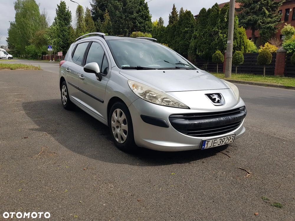 Peugeot 207 - 2