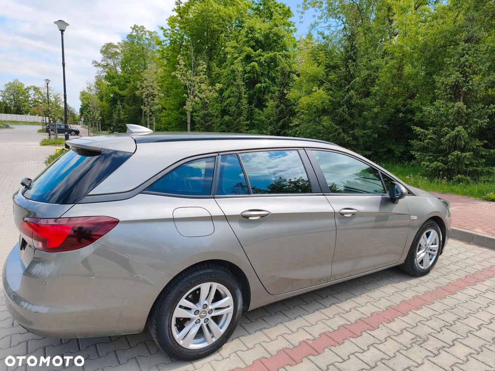 Opel Astra 1.6 CDTI Elite - 5