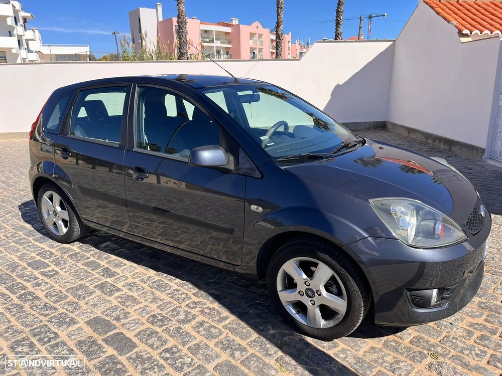 Ford Fiesta 1.25 Zetec - 2