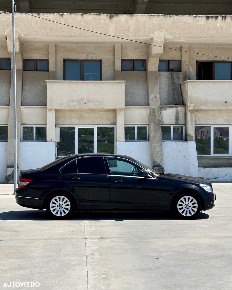 Mercedes-Benz C - 8