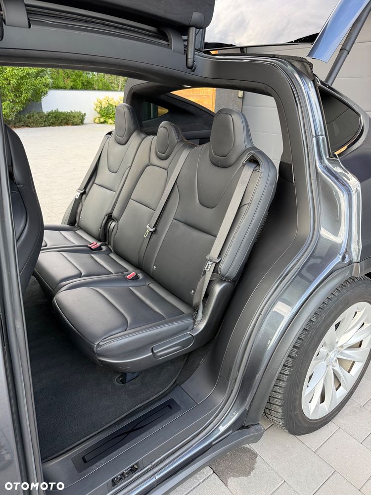 Tesla Model X Long Range Plus - 9