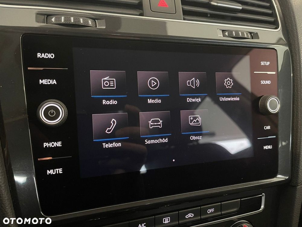 Volkswagen Golf 1.6 TDI BMT Comfortline - 15