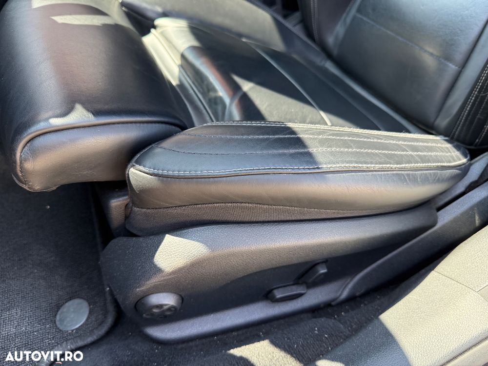 Mercedes-Benz E 220 d 9G-TRONIC AMG Line - 16