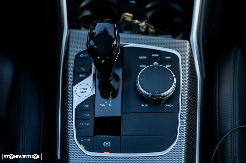 BMW 330 e Pack M Auto - 19
