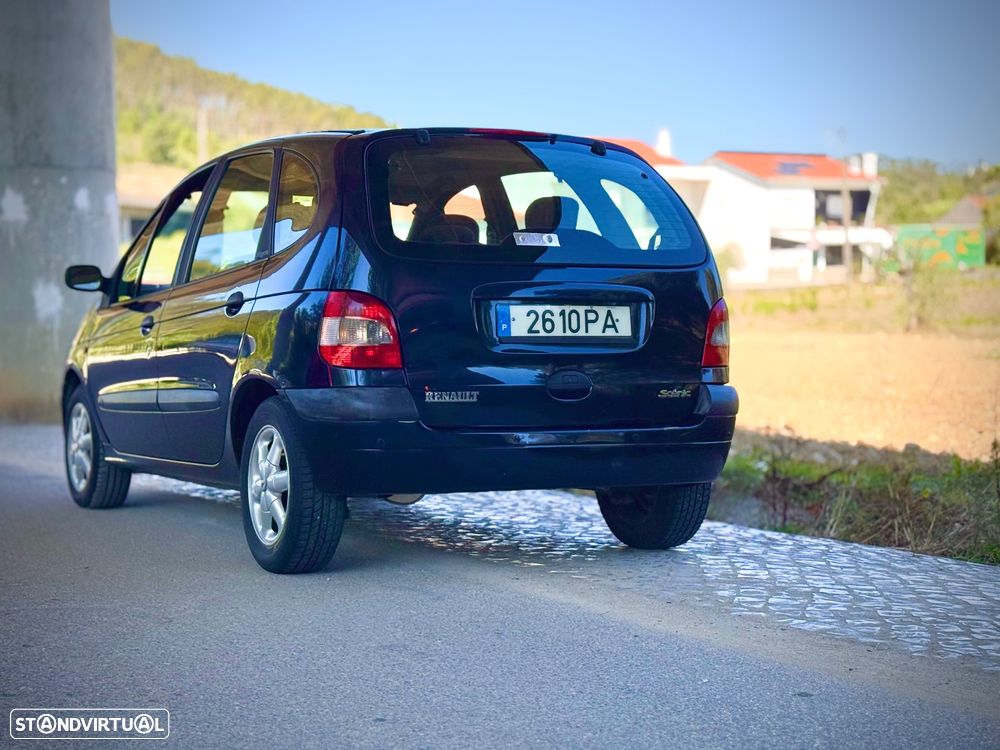 Renault Scénic 1.4 16V RXE AC - 4