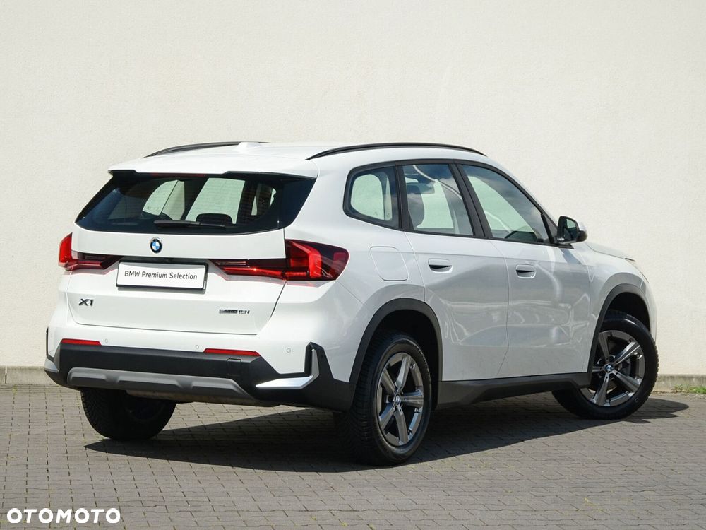 BMW X1 sDrive18i - 3