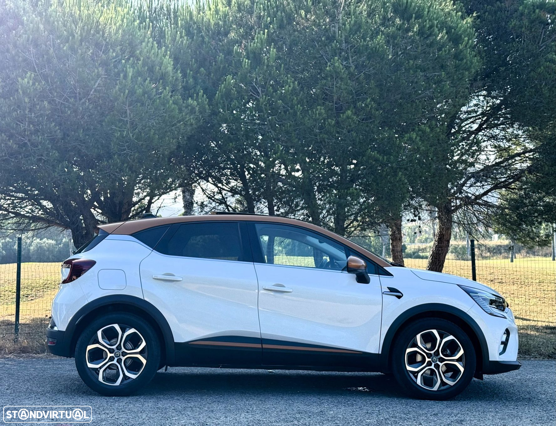Renault Captur 1.3 TCe Exclusive EDC - 10