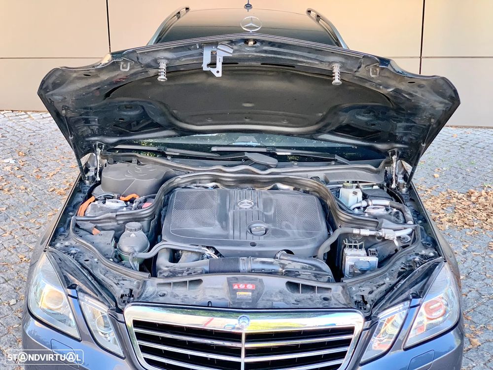 Mercedes-Benz E 300 Bluetec Hybrid Avantgarde - 20