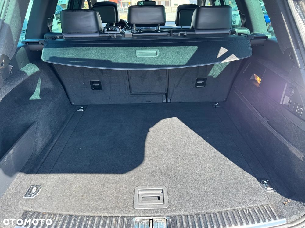 Volkswagen Touareg - 10