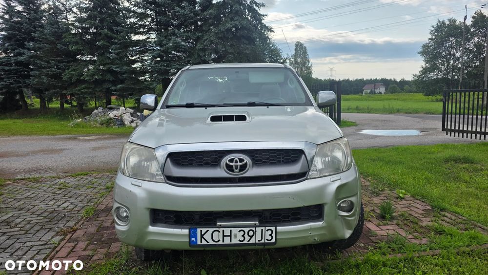 Toyota HILUX - 1