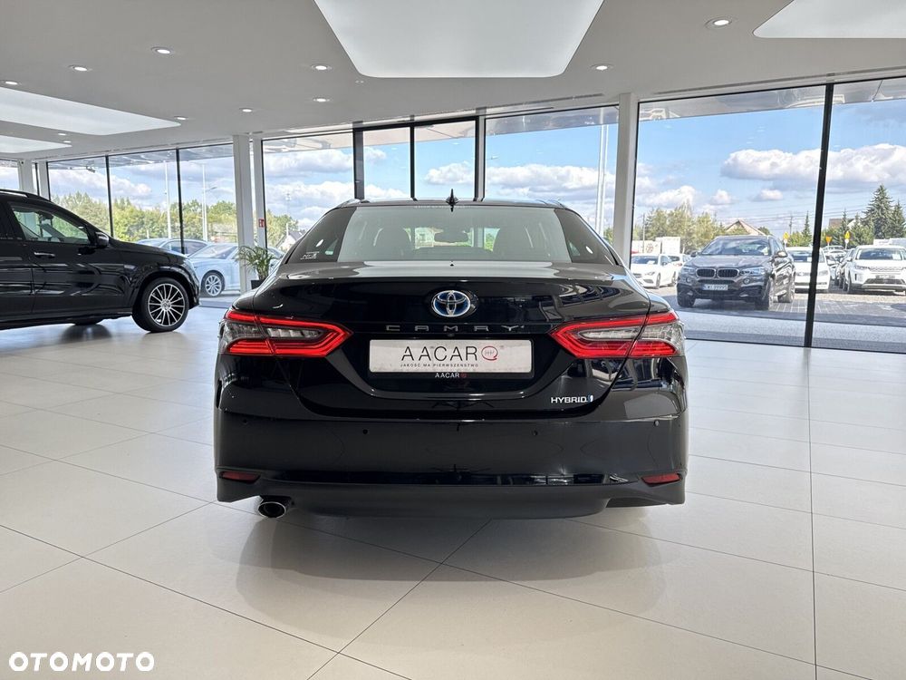 Toyota Camry 2.5 Hybrid Executive CVT - 4