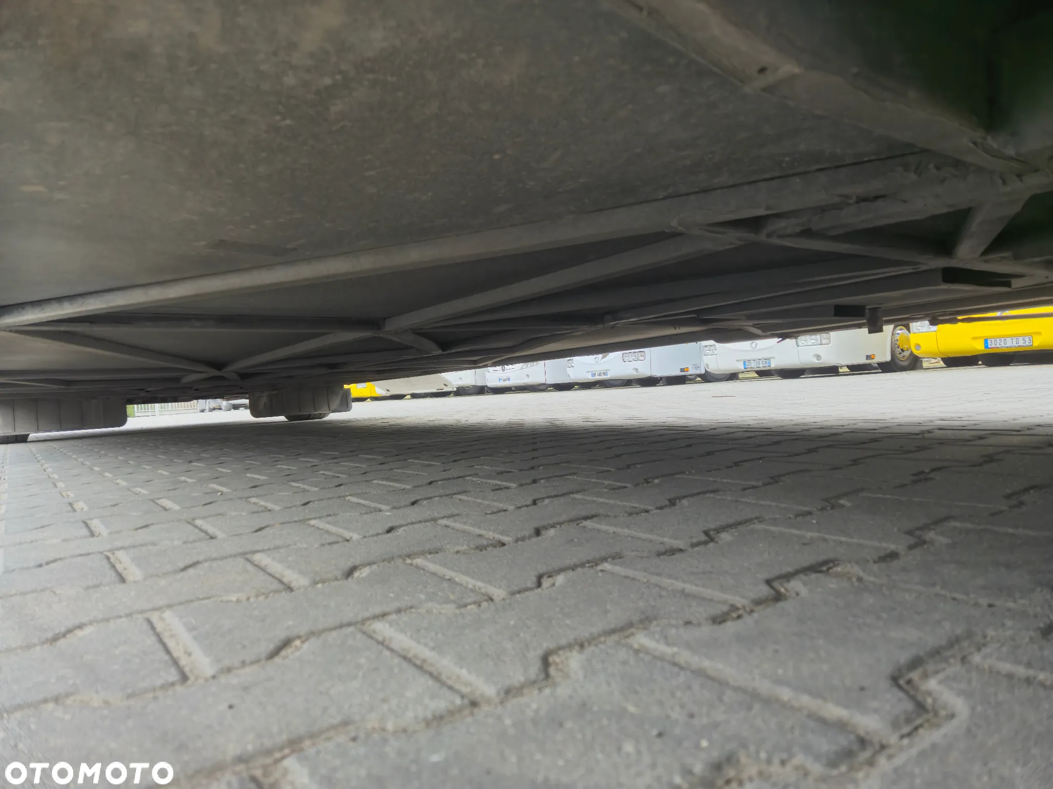 Iveco MAGELYS / SPROWADZONY / WINDA / EURO 6 - 25