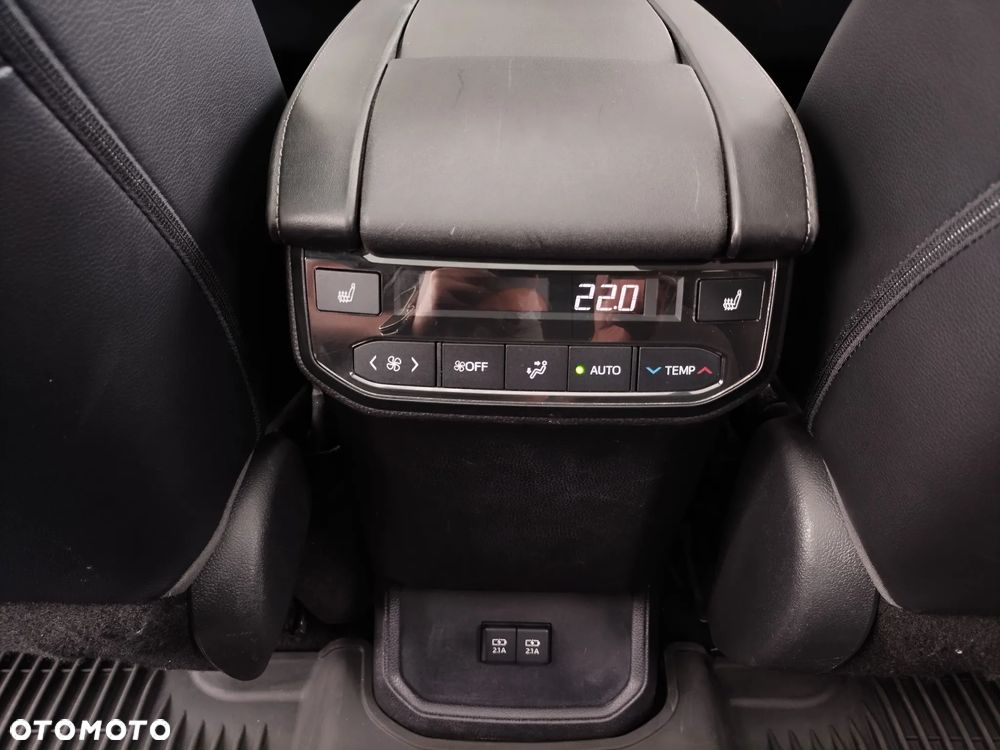 Toyota Highlander 2.5 Hybrid Executive - 21