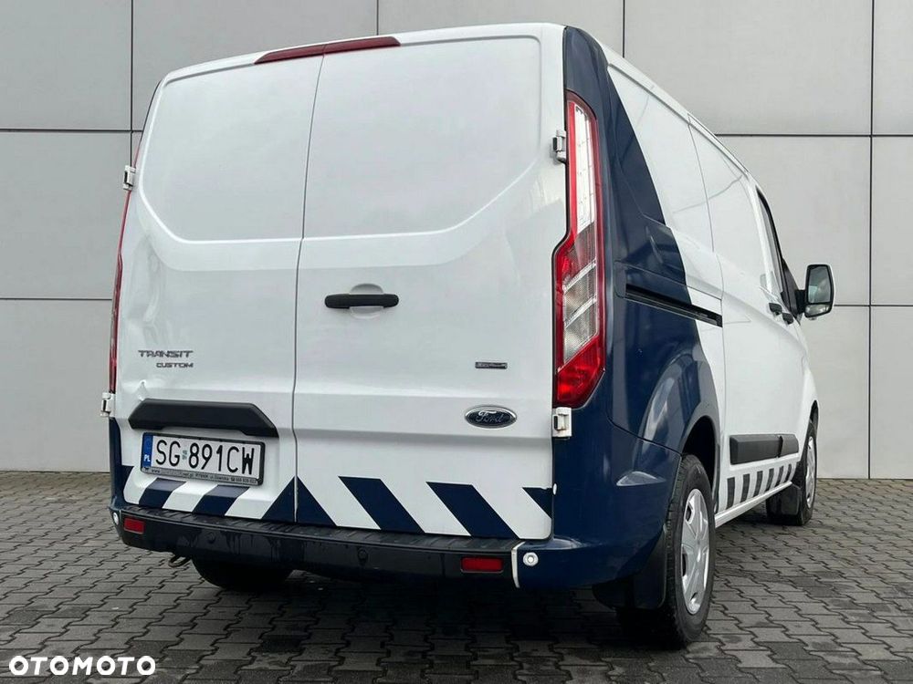 Ford Transit Custom - 8