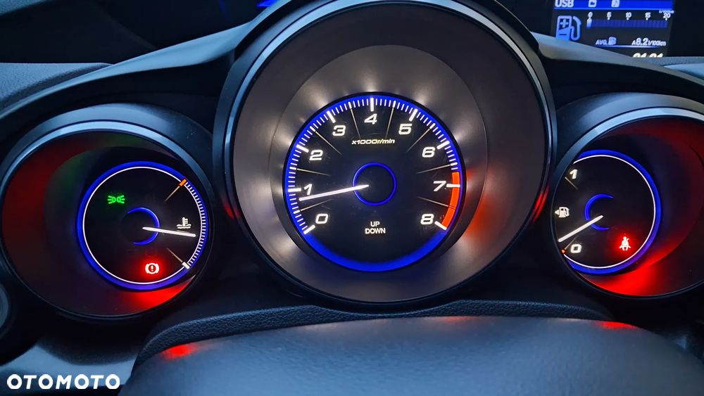 Honda Civic 1.8 Sport - 36
