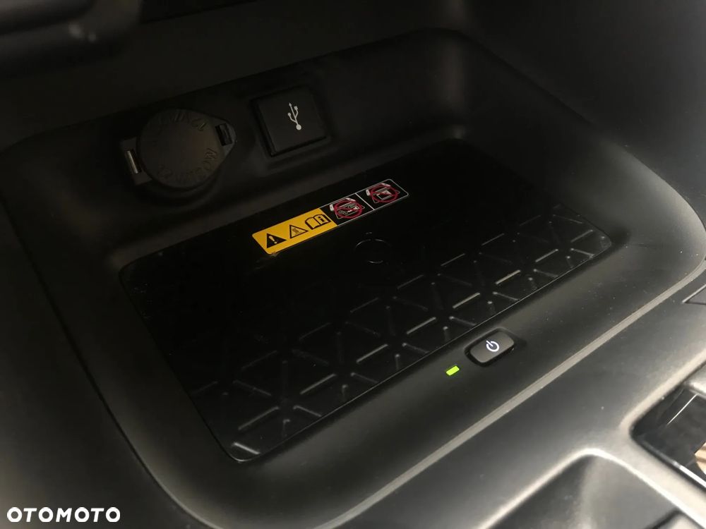 Toyota RAV4 2.5 Hybrid Comfort 4x2 - 31