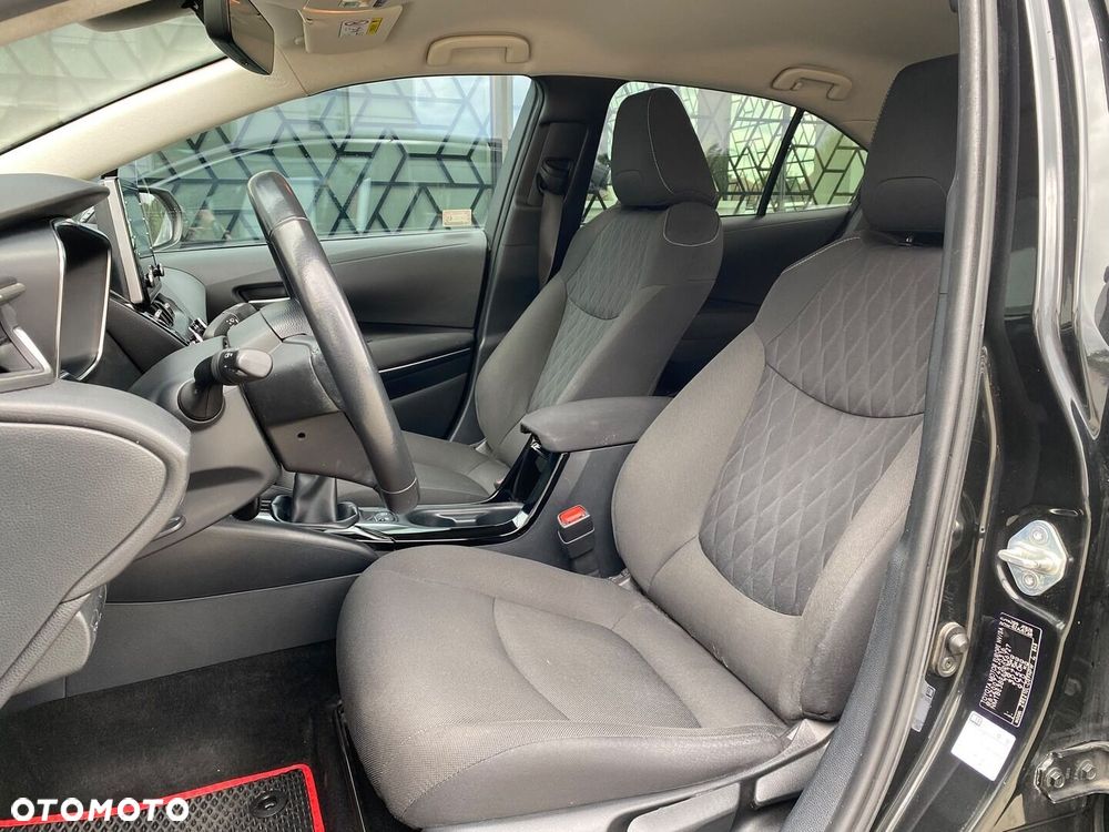 Toyota Corolla - 6