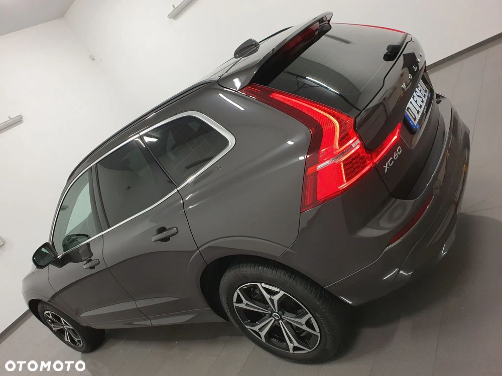 Volvo XC 60 B4 D AWD Geartronic Inscription - 31