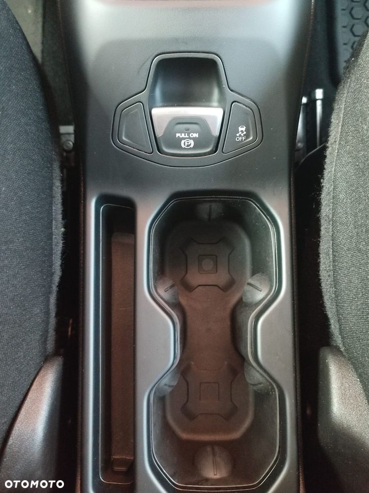 Jeep Renegade - 25