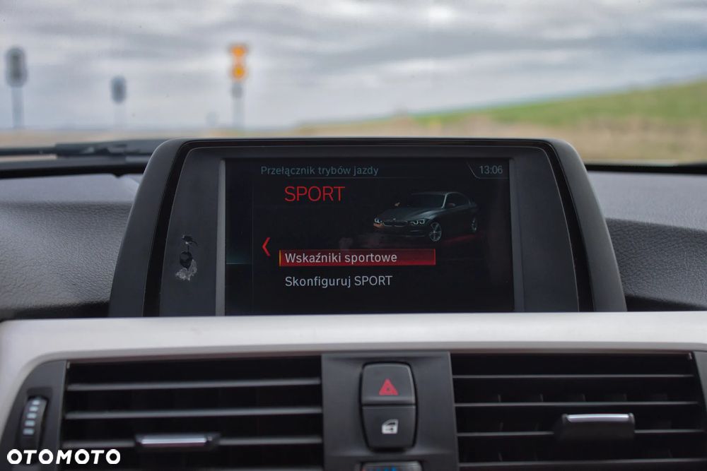 BMW Seria 3 320i xDrive Edition Luxury Line Purity - 39