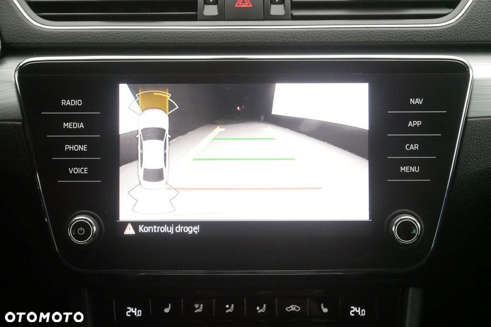 Skoda Superb 2.0 TDI SCR Ambition - 20