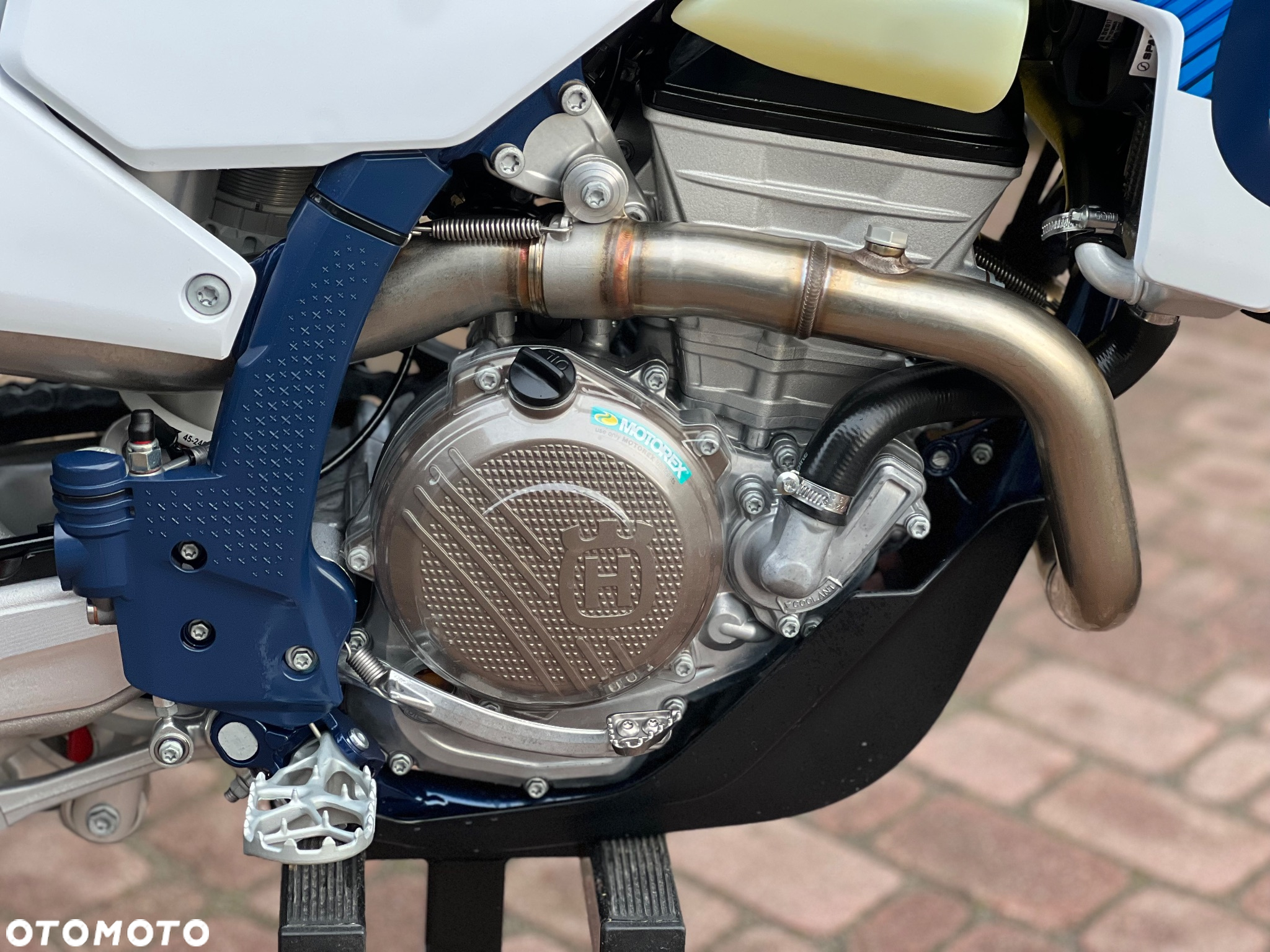 Husqvarna FE - 11