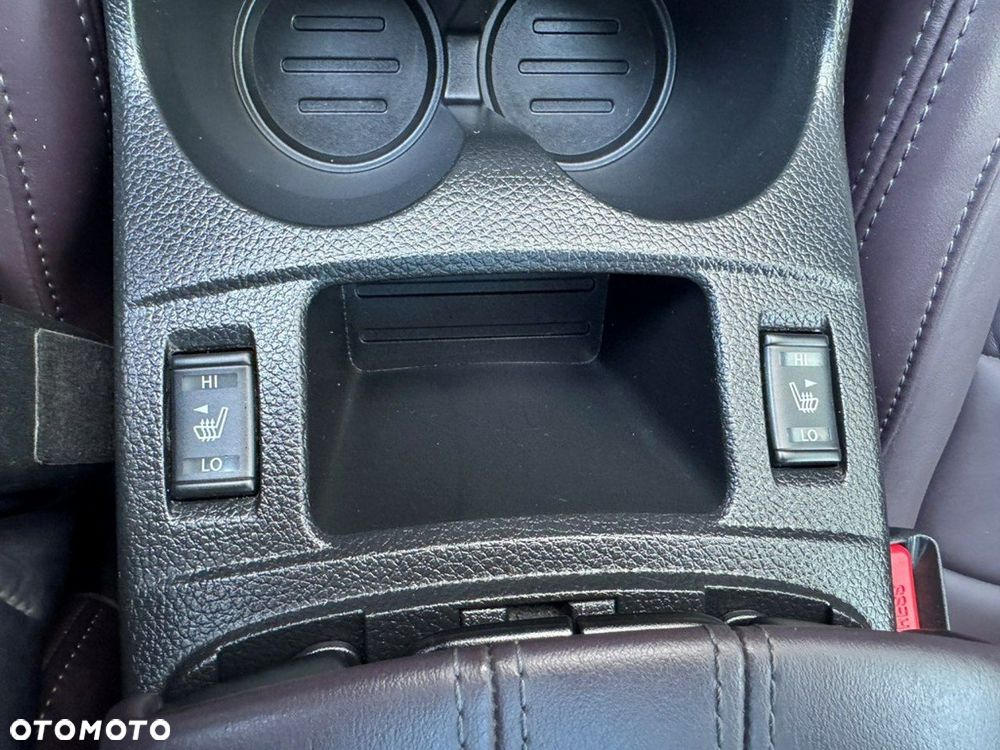Nissan Qashqai - 12