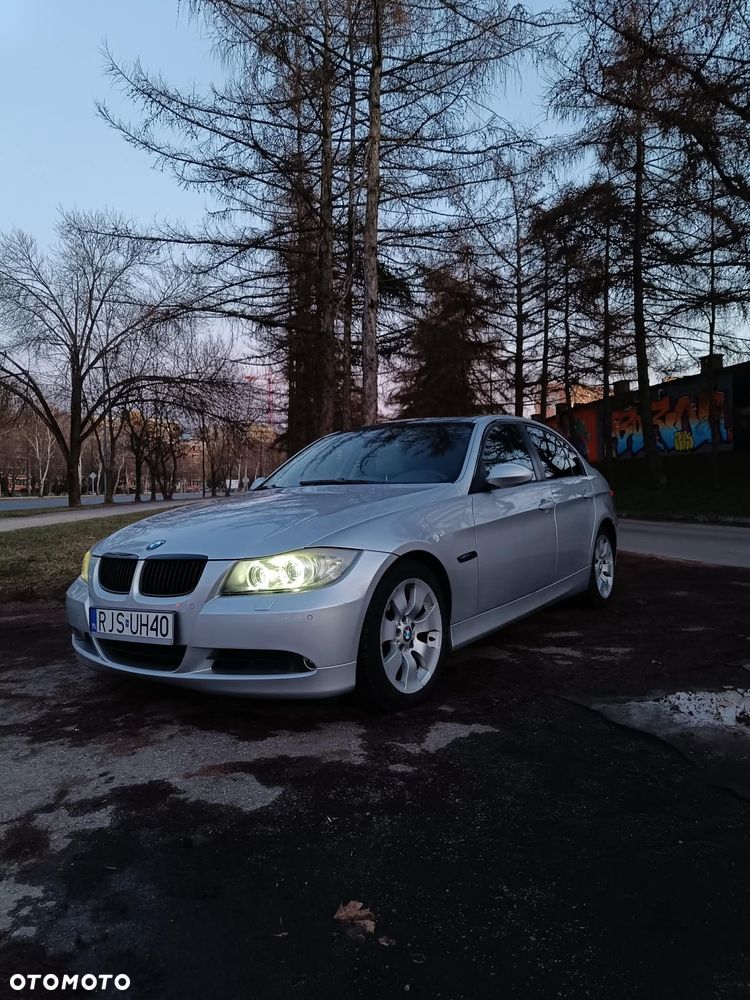 BMW Seria 3 325xi - 4