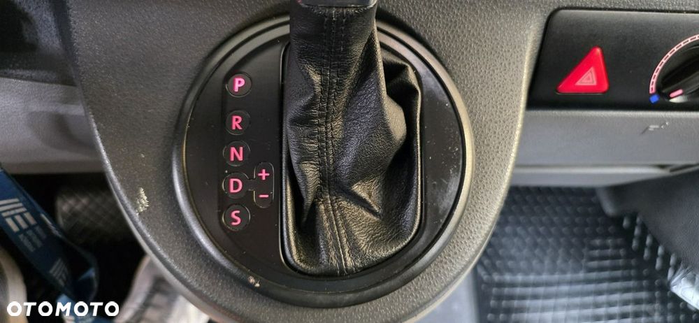 Volkswagen Transporter - 27