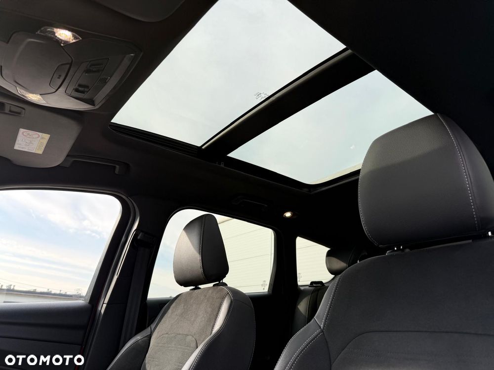 Ford Kuga - 28