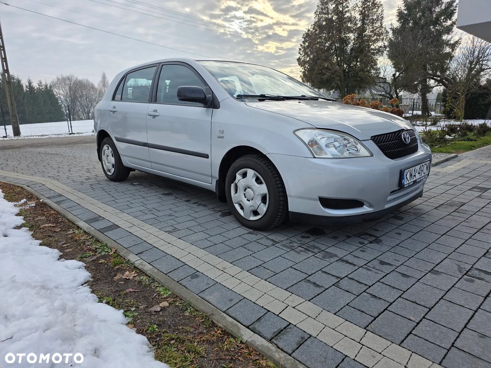 Toyota Corolla 1.4 VVT-i Base - 2