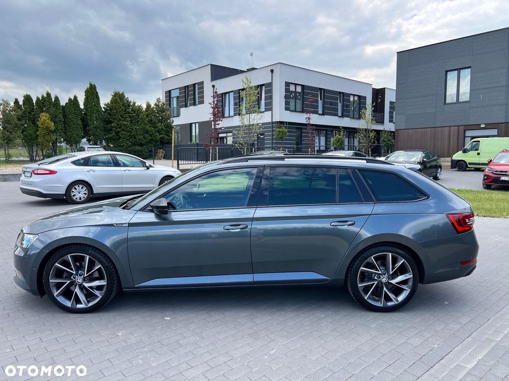 Skoda Superb 2.0 TDI 4x4 DSG Sportline - 5
