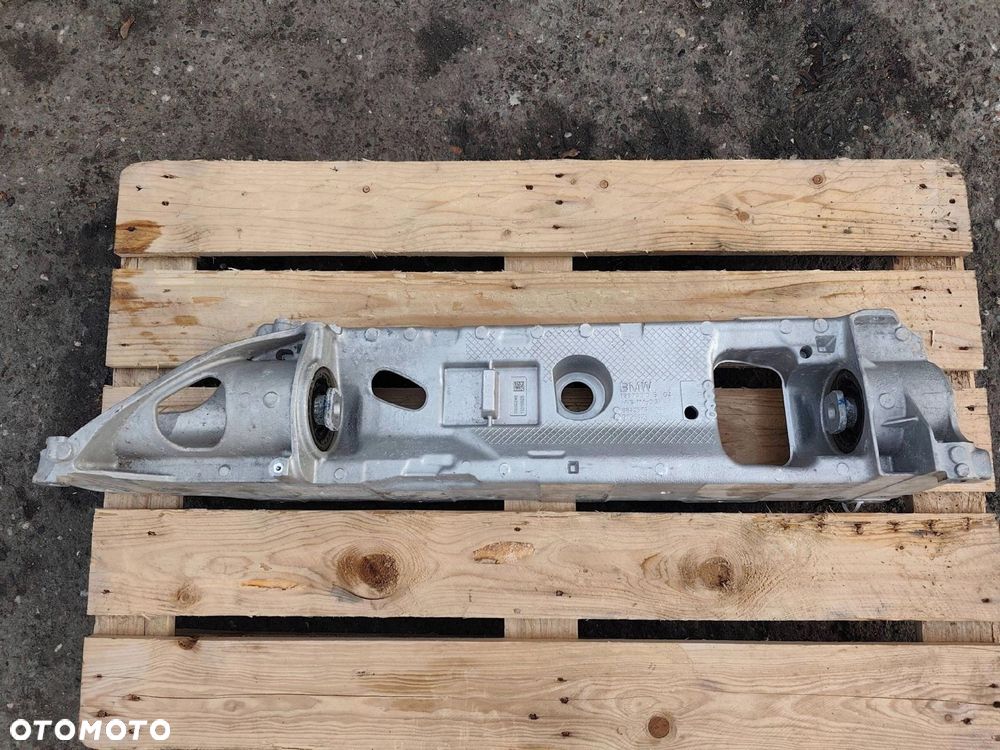 BMW U06 U11 MOCOWANIE WSPORNIK BELKA SILNIKA 8842576 - 1