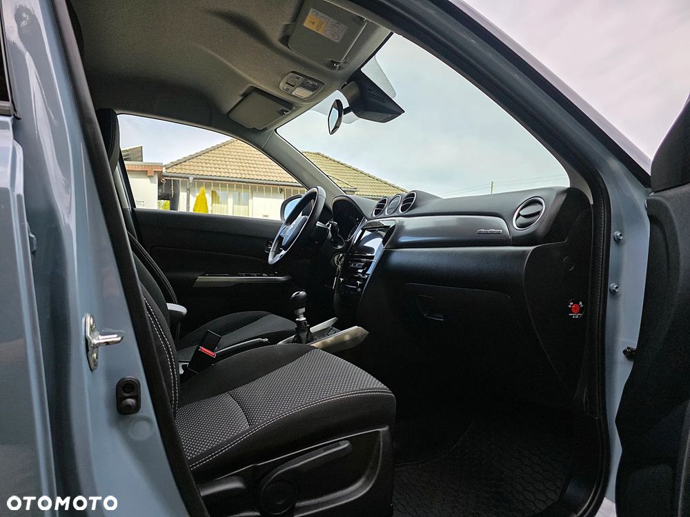 Suzuki Vitara 1.4 Boosterjet Allgrip Comfort+ - 28