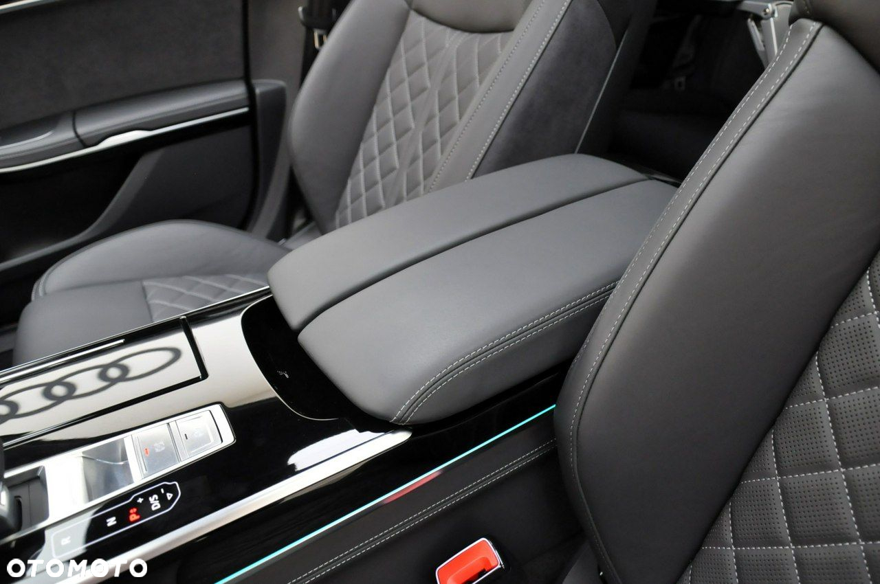 Audi A8 - 22