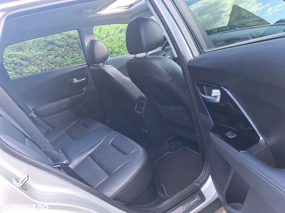 Kia Niro 1.6 GDI HEV 2WD OPF Aut. Vision - 13