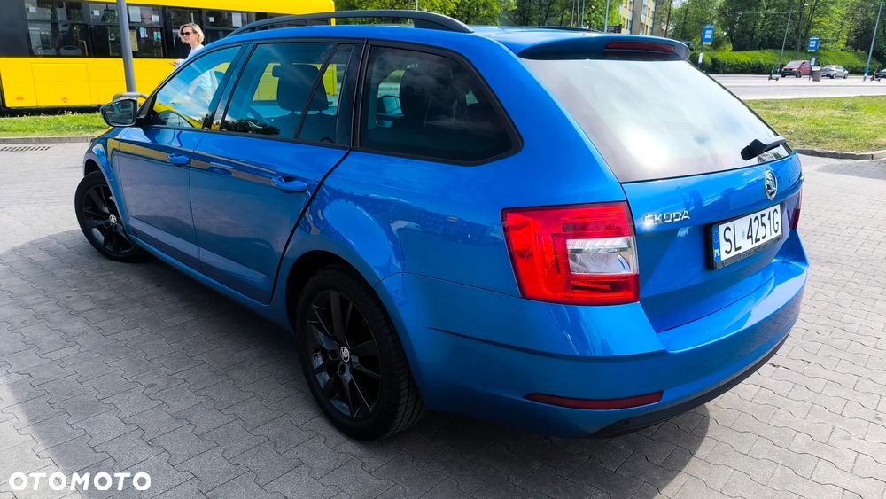 Skoda Octavia 1.5 TSI ACT Style DSG - 6