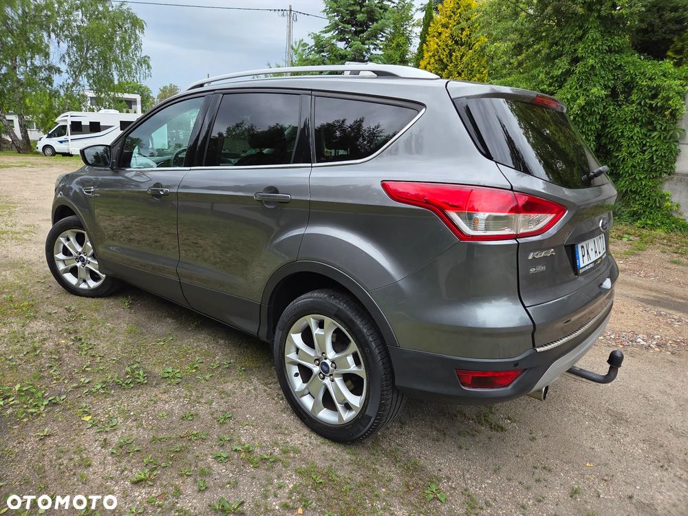 Ford Kuga 2.0 TDCi 4x4 Titanium - 36