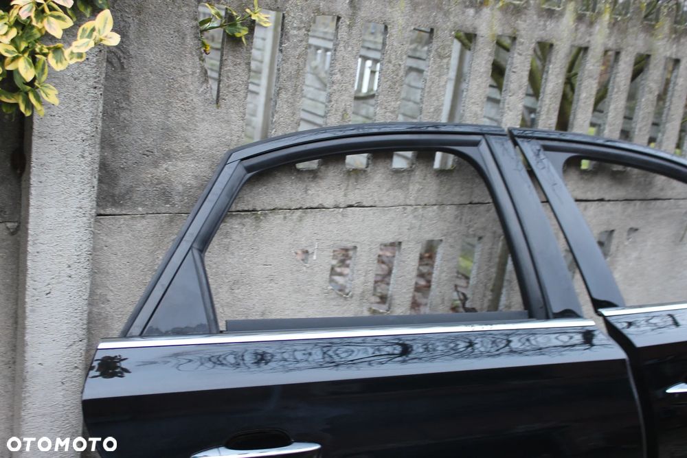 DRZWI TYLNE PRAWE AUDI A8 D4 LY9T 2015 - 15