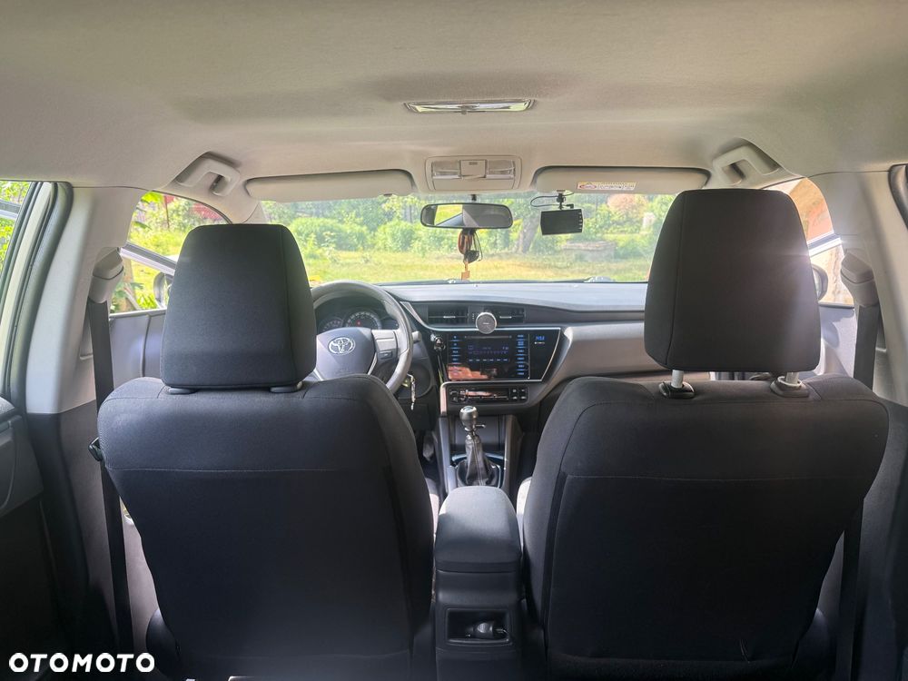 Toyota Auris 1.33 VVT-i Active - 11